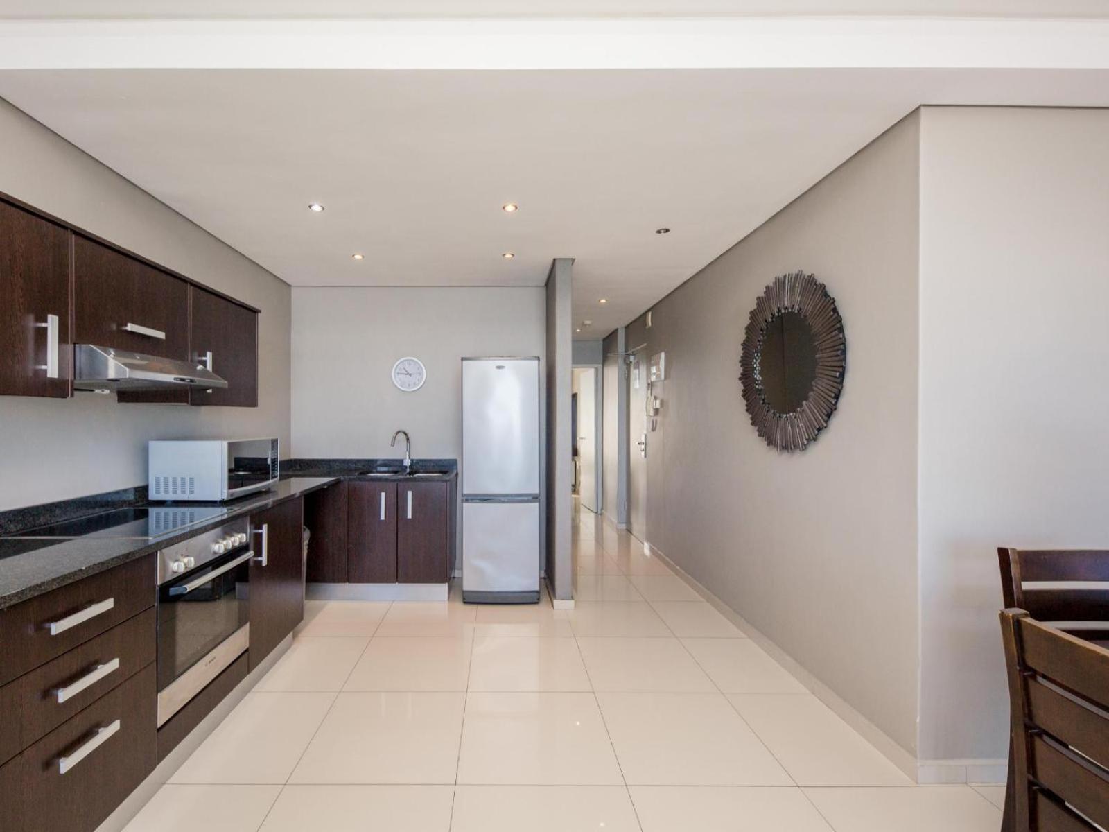 Infinity Self Catering Apartments โบลแบร์กสตรานด์ ห้อง รูปภาพ